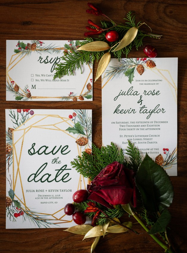 How to Word Your Wedding Invitations Featured Image