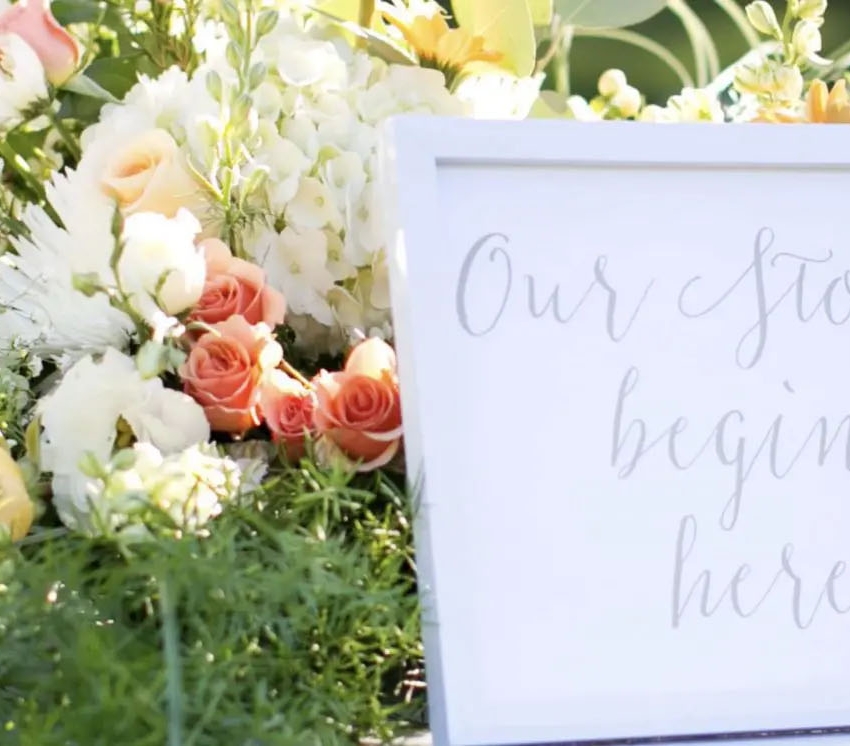 Roots Wedding Florals Vendor Photo