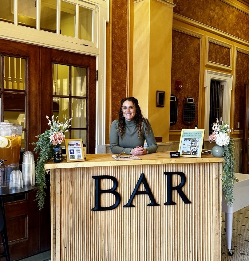 Roaming Refreshments Vendor Photo