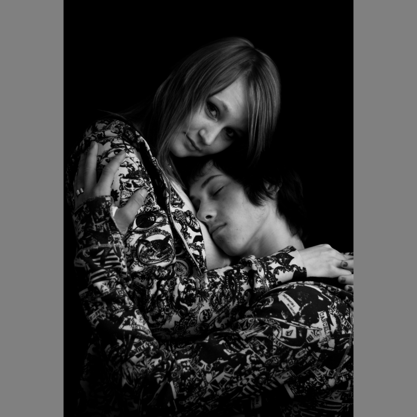 Engaging Beauty Vendor Photo