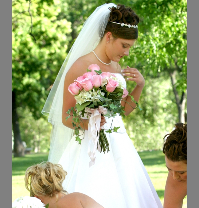 Engaging Beauty Vendor Photo