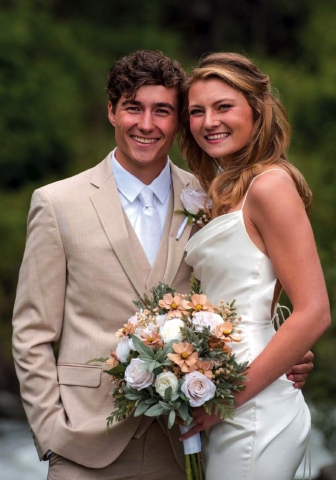 Kirsten & Tanner Wedding Photo