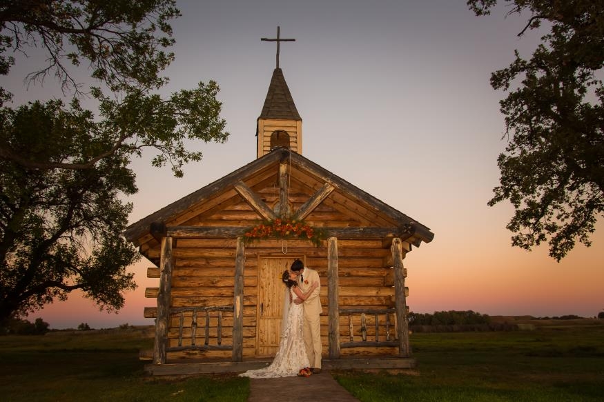 Tera and Kyle Persche Wedding Photo