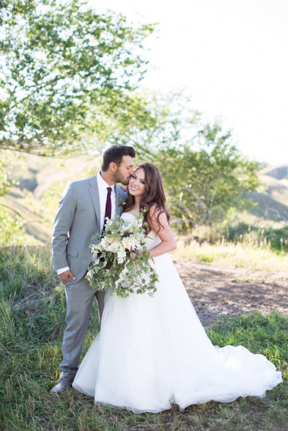 Katrina and Reed Rice Wedding Story : Black Hills Bride